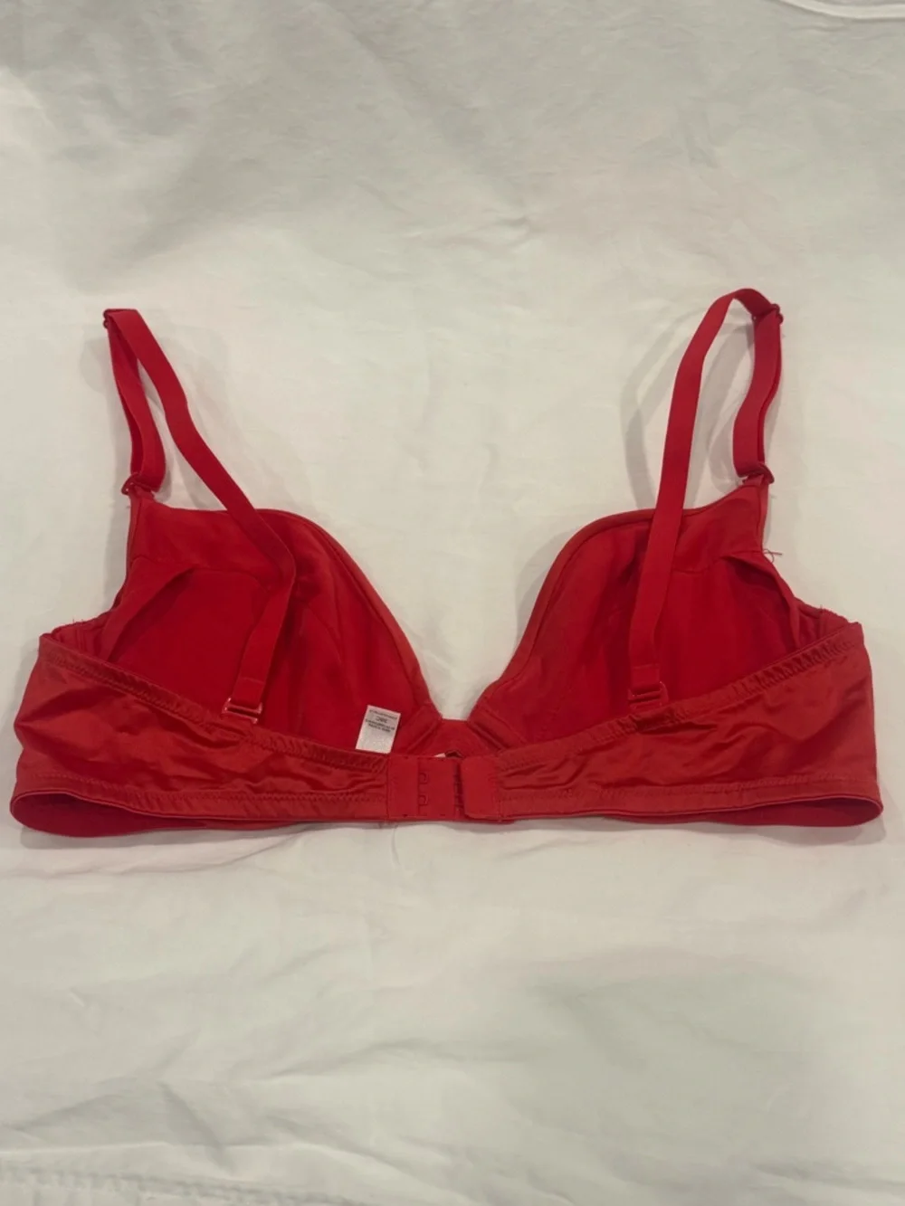 ✅ Victoria’s Secret 38C very sex Red Underwire Bra convertible strap light lined